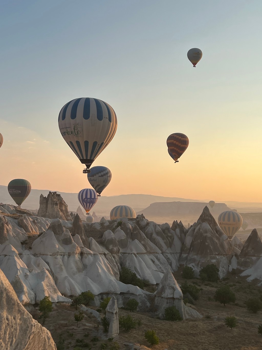 99 Hot Air&nbsp;Balloons